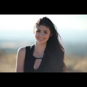 Meet your Posher, Brenna